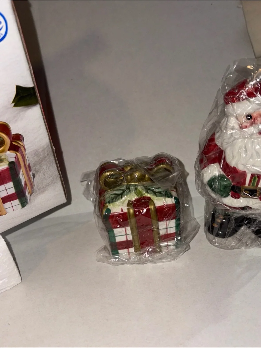 Fitz and Floyd Plaid Christmas Santa Salt & Pepper Set - Red, White, Green, Gold